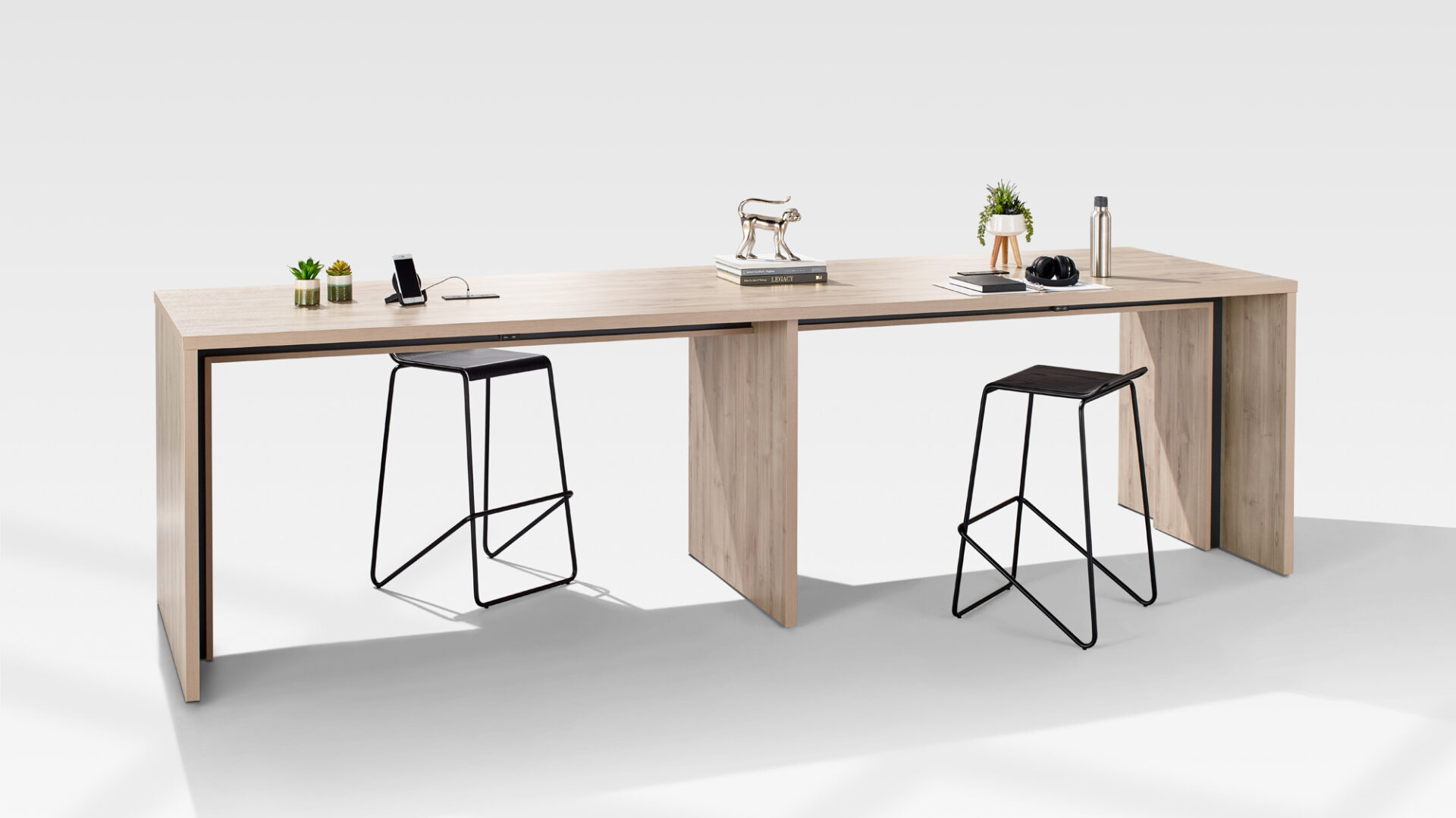 <h1>Designing Productive Workspaces with Modern Working Tables</h1>